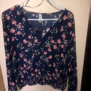 Cute blouse